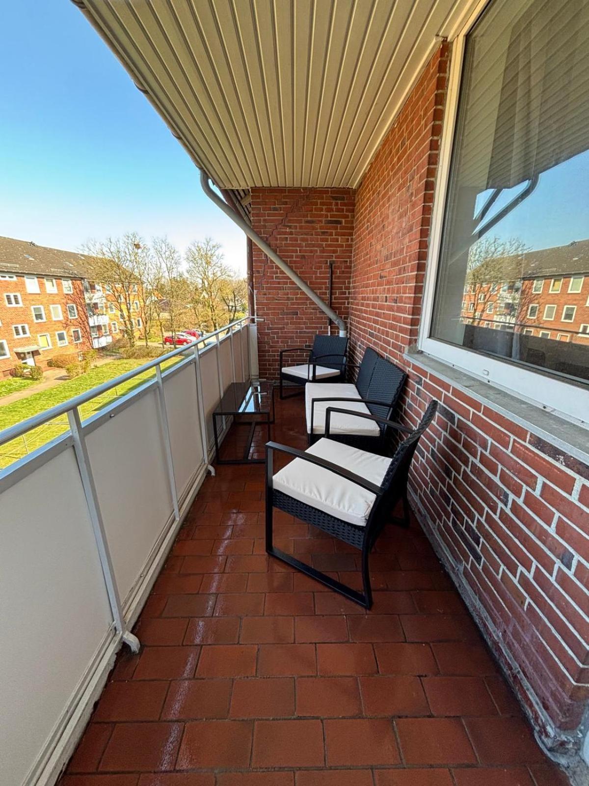 3-Zimmer Monteurwohnung Mit Balkon Neumünster Eksteriør bilde